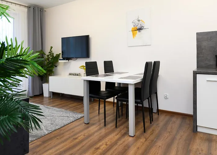 Sunny Bliss Polanki Klonowa, 350M Beach, Pool, Sauna, Gym