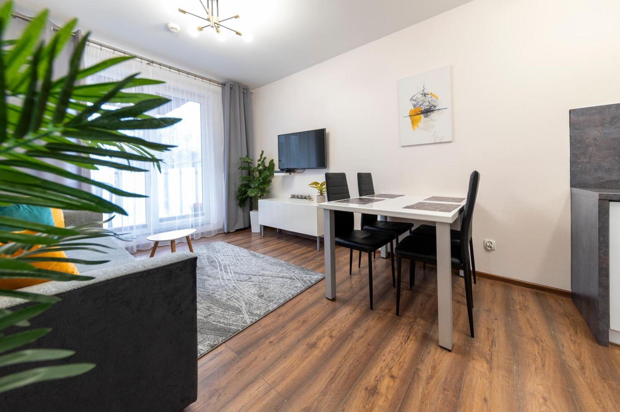 Sunny Bliss Polanki Klonowa, 350m Beach, Pool, Sauna, Gym Апартаменти *